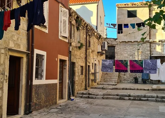 Beautiful View House, Old Town *