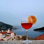 Beautiful View House, Old Town *