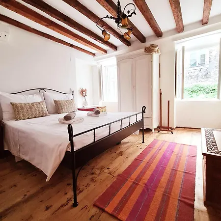 Beautiful View House, Old Town *