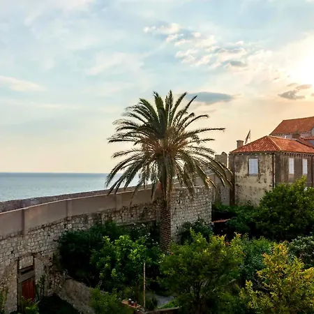 Beautiful View House, Old Town *