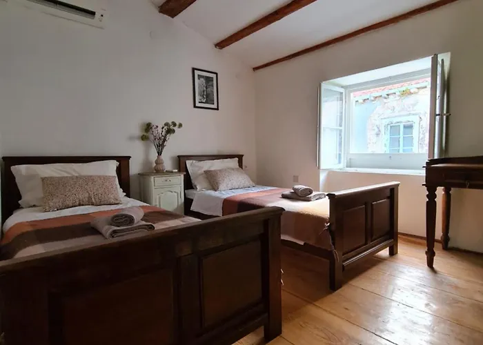 Beautiful View House, Old Town בית נופש