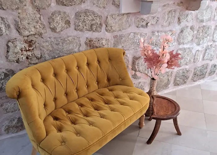 Beautiful View House, Old Town